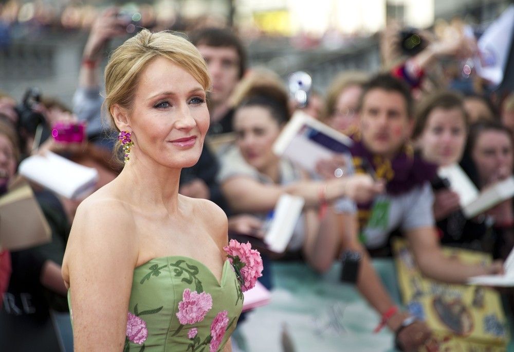 jk-rowling-at-red-carpet-event