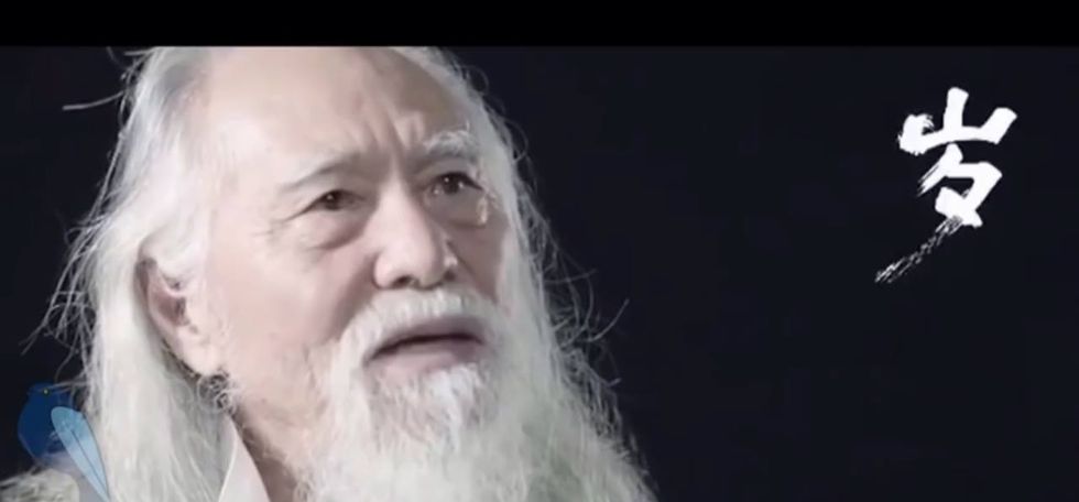 80-Year-Old Deshun Wang Does Not Give Up On His Dreams