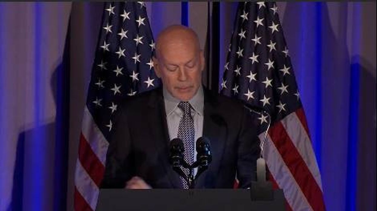 Emotional Bruce Willis Remembers How He Stuttered As A Kid