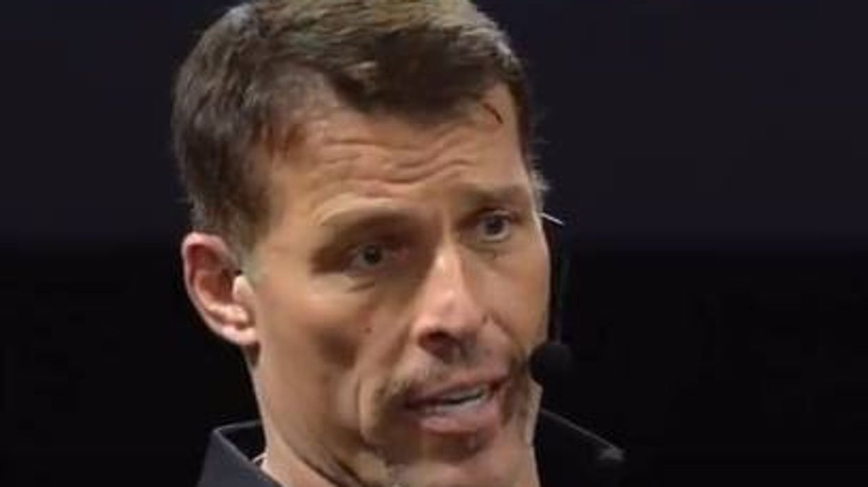 Tony Robbins On Crediting Others For Your Success