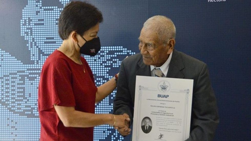 84-year-old receiving his engineering degree