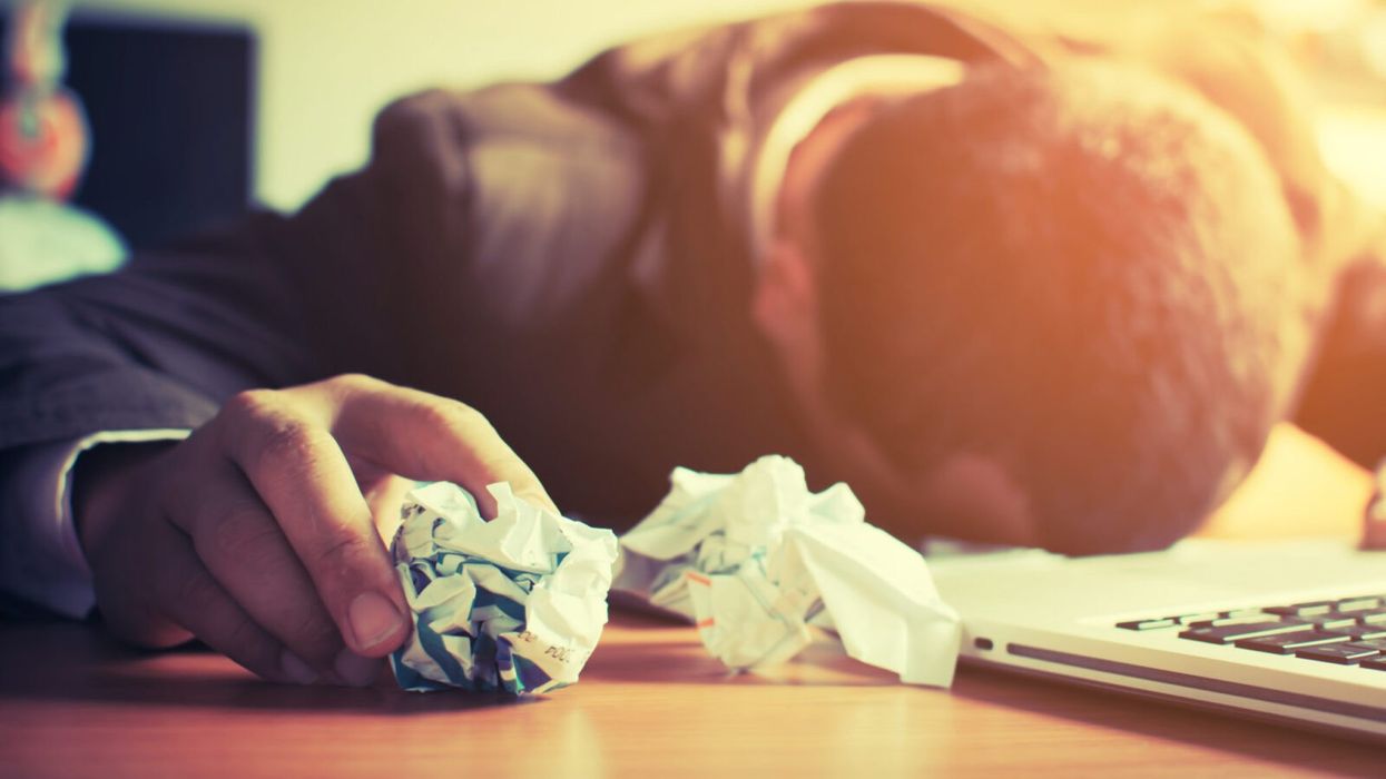 8 Caffeine-Free Tips to Beat the Afternoon Slump