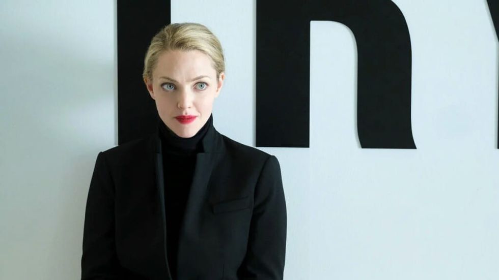 Amanda Seyfried staring in The Dropout