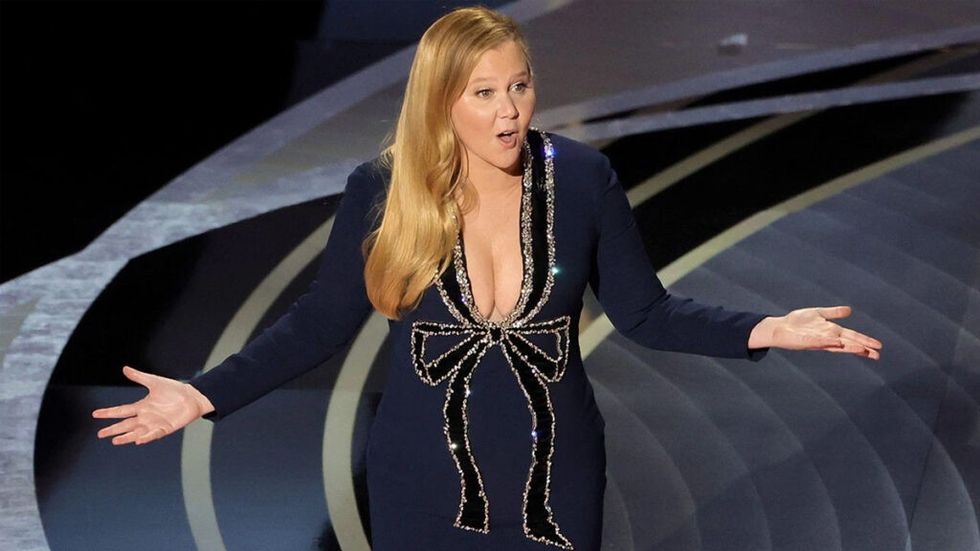 Amy Schumer hosting 2022 Oscars