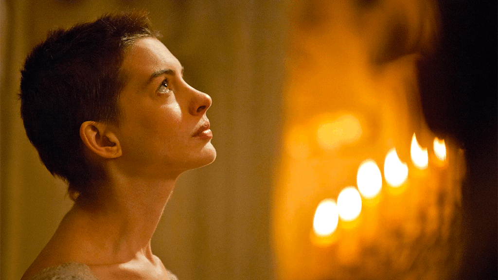 Anne hathaway les miserable 1024x576