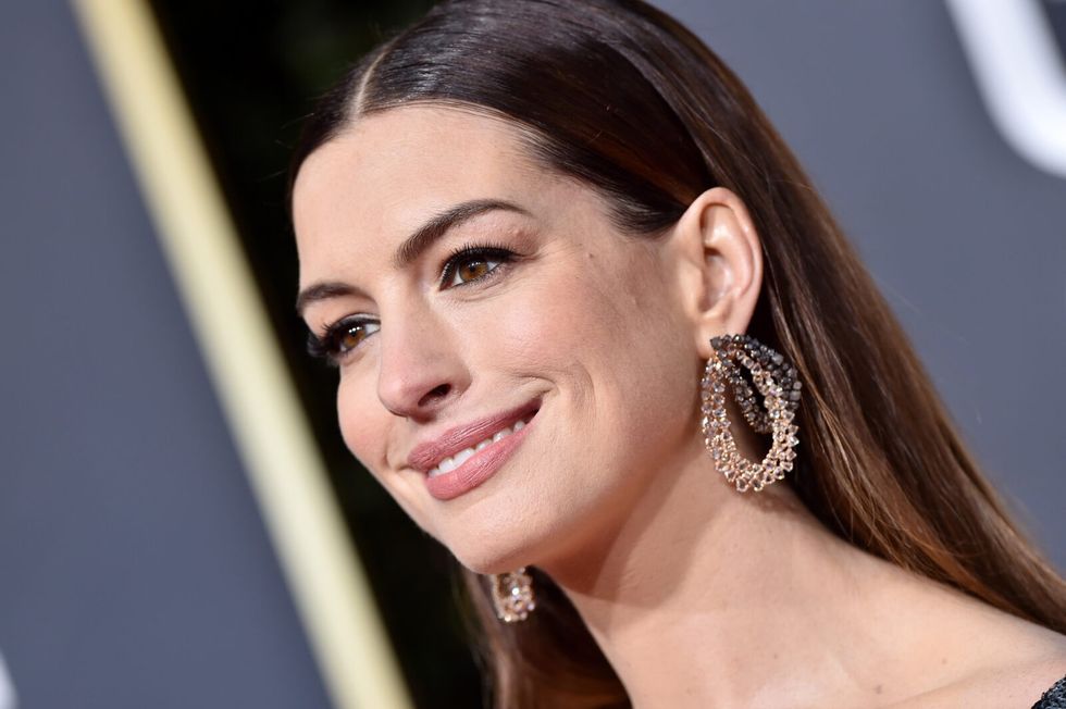 Anne Hathaway Reveals the Fiery Way She Copes with Anxiety and Stress