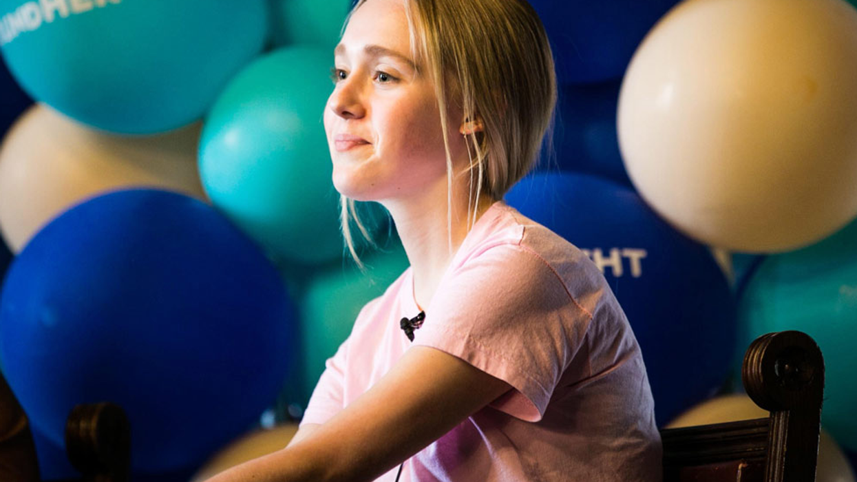 Resourceful Teen Pays Tuition By Naming Chinese Babies, Challenges Misconceptions About Her Generation