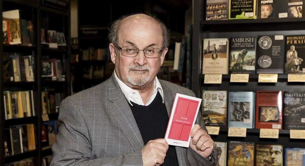 Britain salman rushdie book signing 1660489626 1024x559