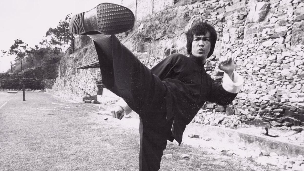 Top 20 Most Inspiring Bruce Lee Quotes to Combat Self-Doubt