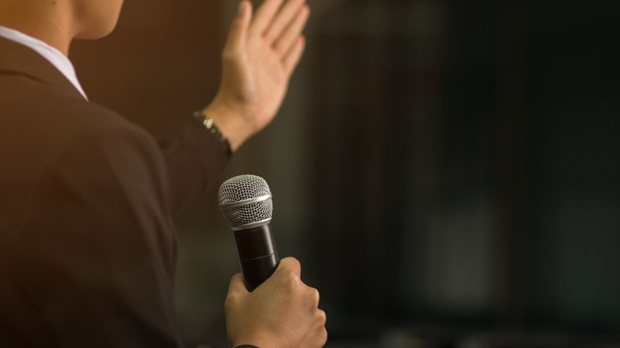 3 Public Speaking Lessons from the World's Greatest TED Talks