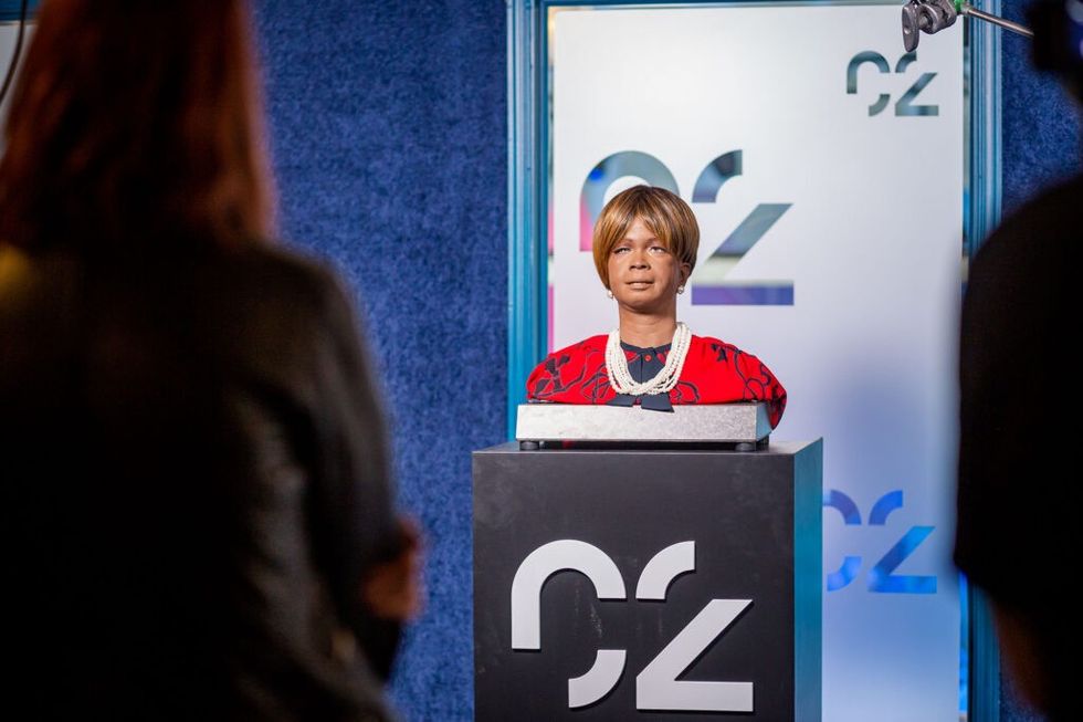 C2 bina48 in background 1024x682