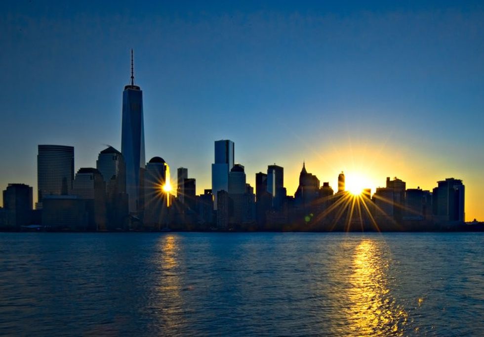 city at dawn and the benefits of waking up early