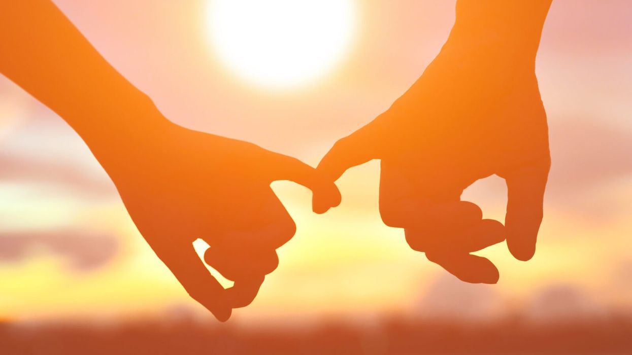 These 5 Things Are What Keep Couples Connected and Strong