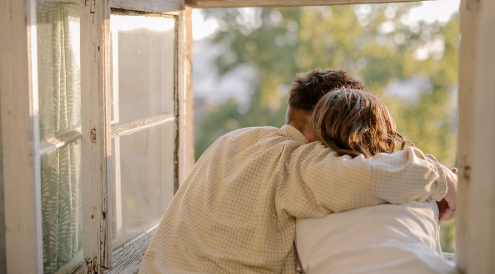 couple hugging