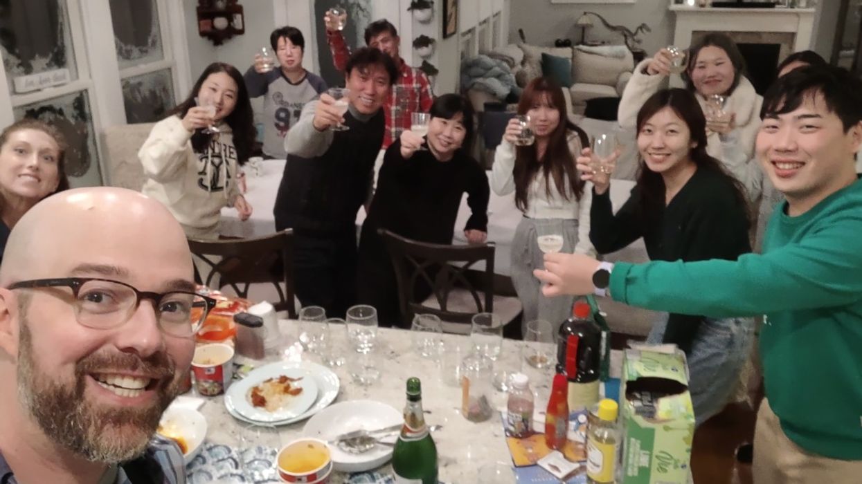 Tourists Get Stranded In A Blizzard — Kind Couple Invites Them to Their Home During Holiday Weekend