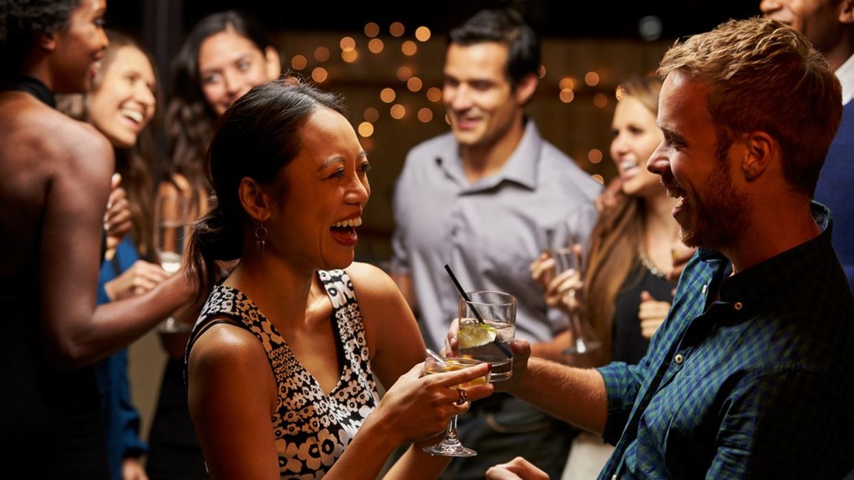 How to Start a Conversation With Anyone, Anywhere, Anytime