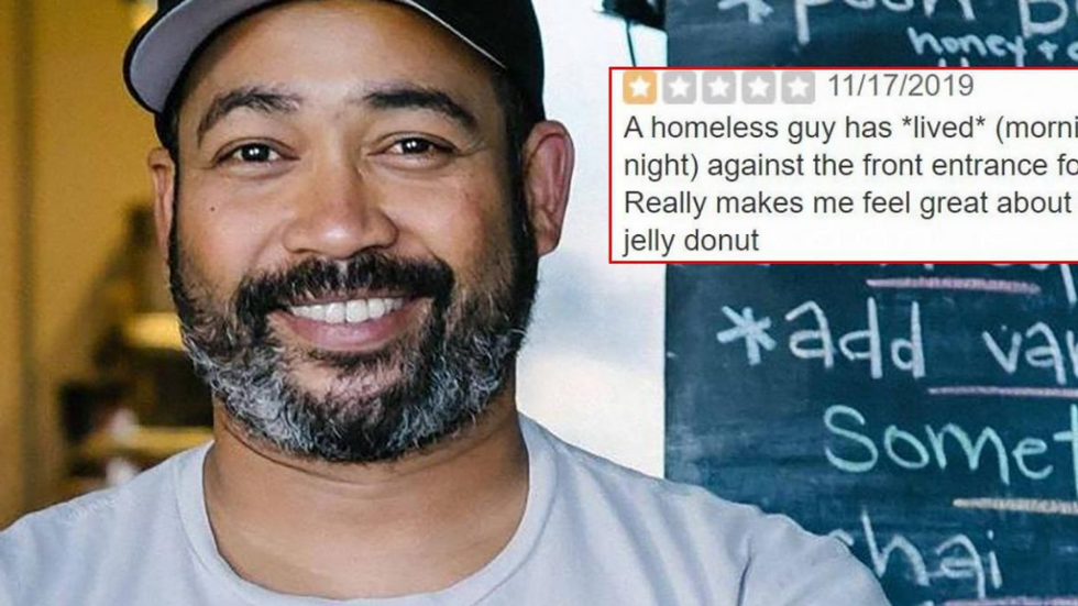 Restaurant Receives Bad Review Due To Homeless Man In Front, Owner Has Best Response
