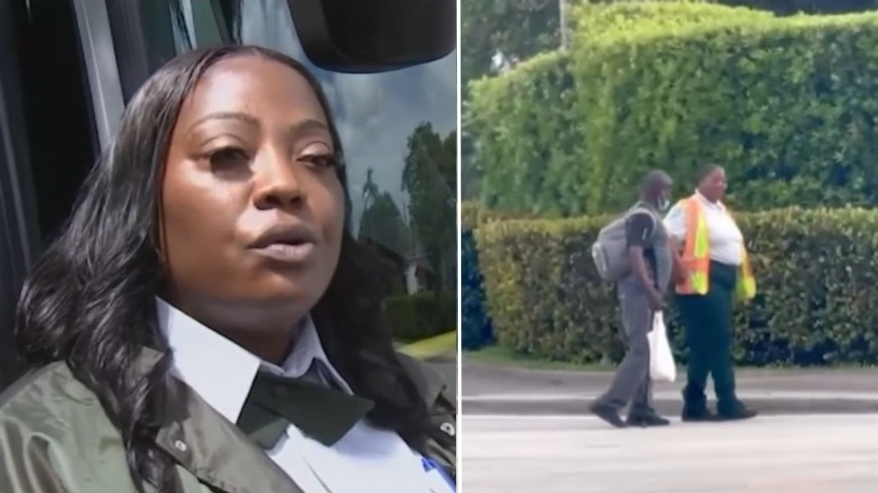 Passenger Sees Blind Man Get off the Bus Immediately Takes a Video When the Driver Follows Him Out for This Reason