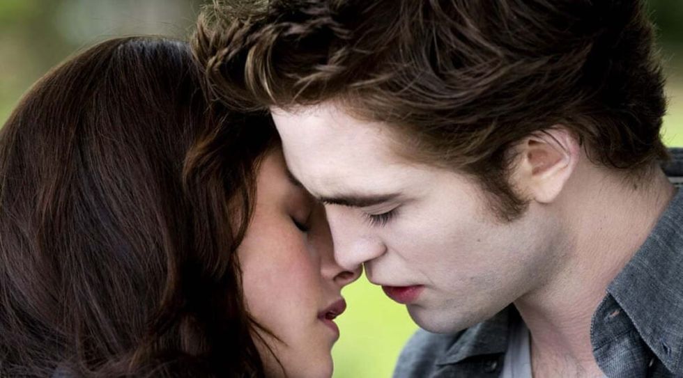 Edward and Bella Close Up in The Twilight Saga