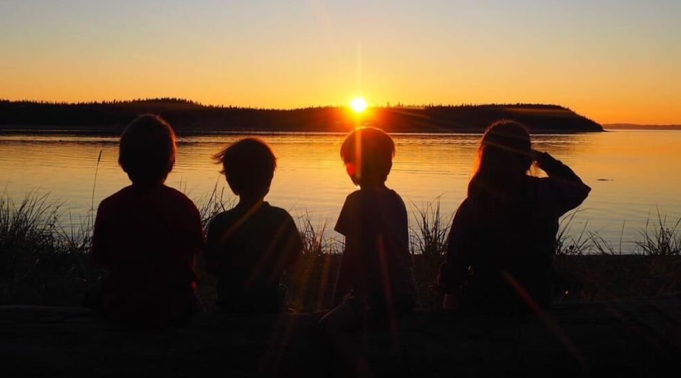 Family kids lose eyesight travel world 1024x568