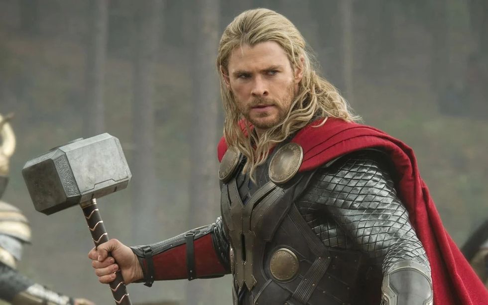 Famous leos chris hemsworth edited