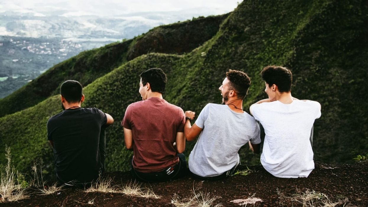 6 Ways to Build New, Meaningful Friendships as an Adult