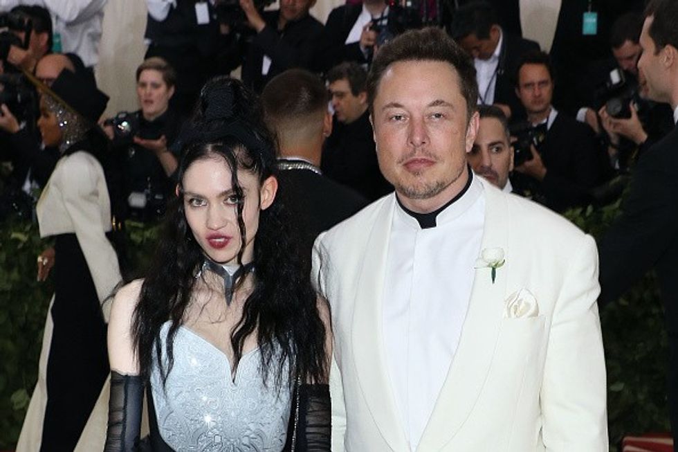 Elon Musk Has a New Girlfriend, and the Quirky Way They Met Shows He's a True Sapiosexual