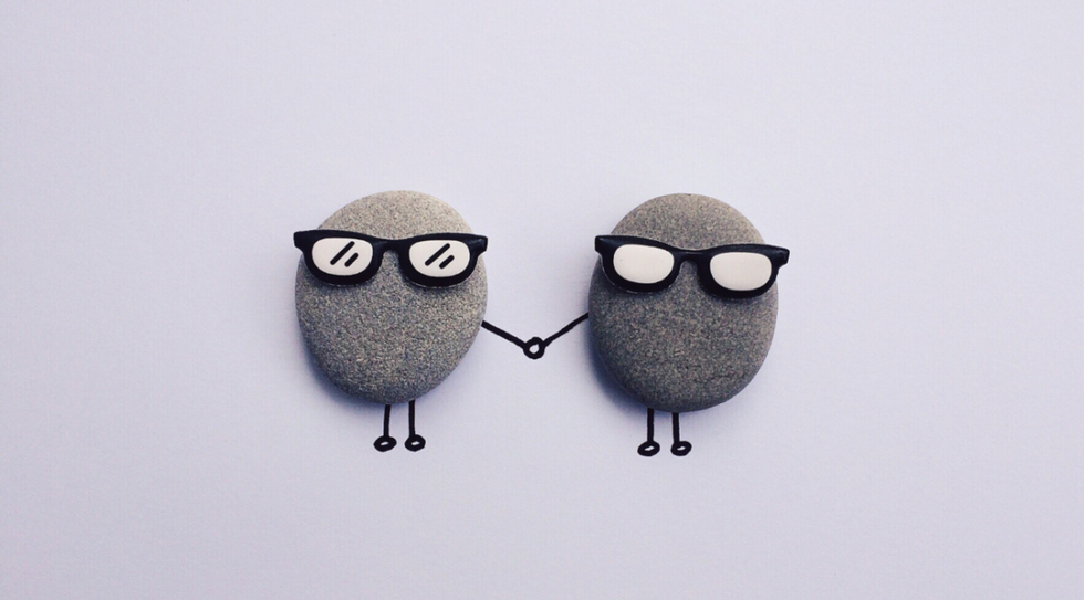 holding hand cartoon