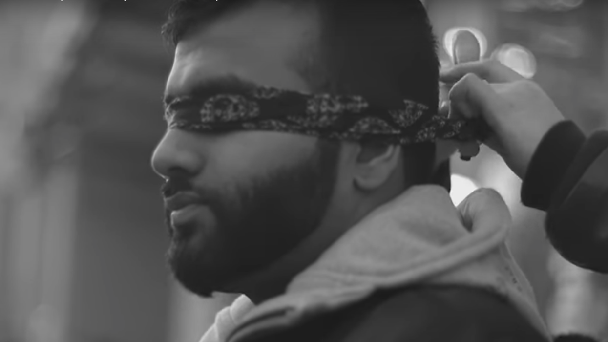 Hussain Manawer's Hug Experiment Shows Us We're Never Alone in Our Pain