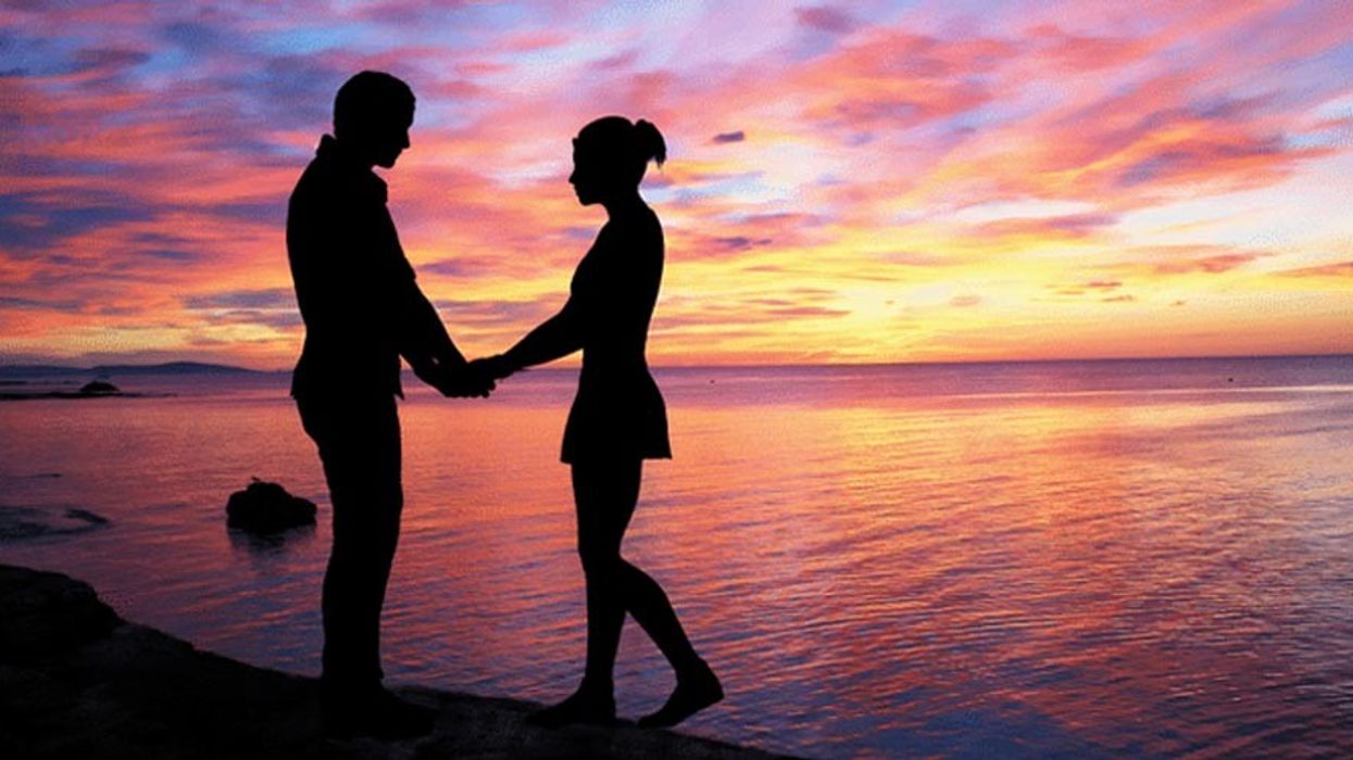 This Relationship Advice Pack Helps The Holidays Go Smoothly