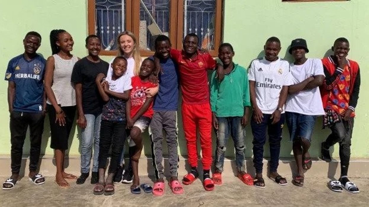 A 26-Year-Old Woman Adopts 14 Homeless Children She Met While Volunteering