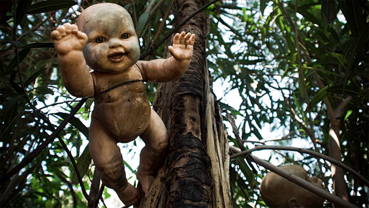 Island of the Dead Dolls: What Is Mexico’s Scariest and Most Haunted Tourist Trap?