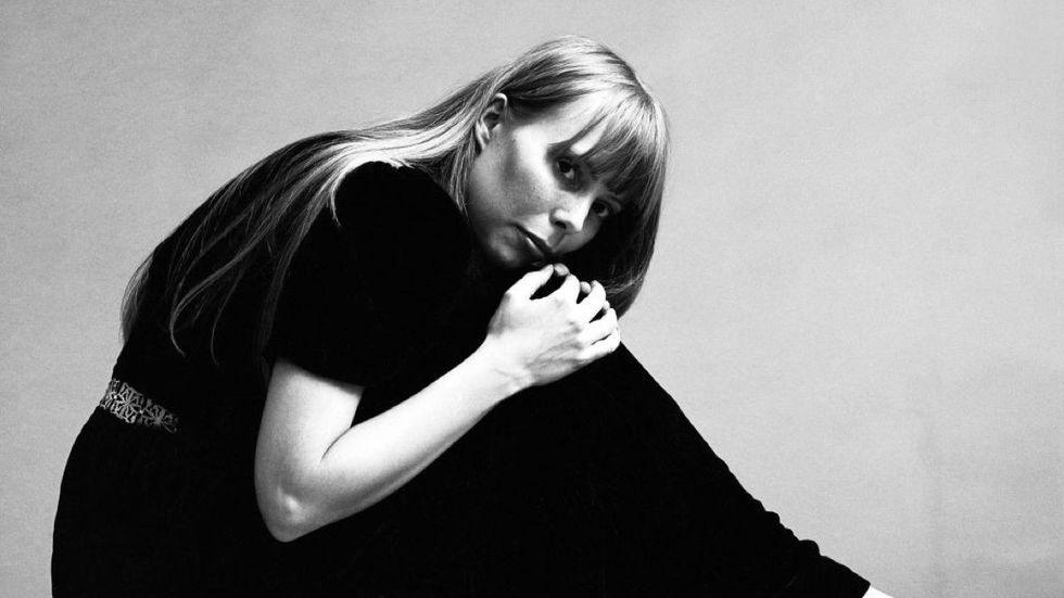 Here’s Why Joni Mitchell’s Album 'Blue' Will Make You Braver And More Honest