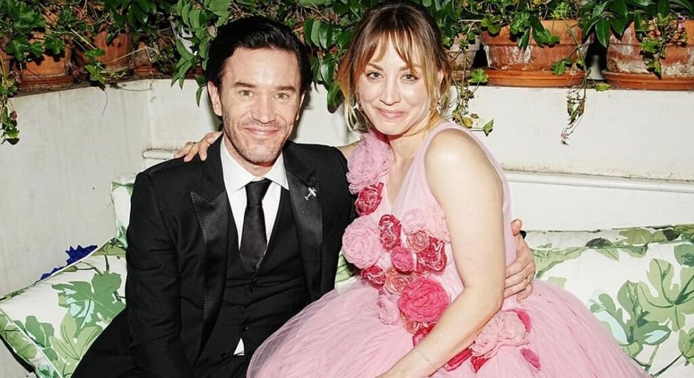 Kaley Cuoco in pink dress after announcing her pregnancy with boyfriend.