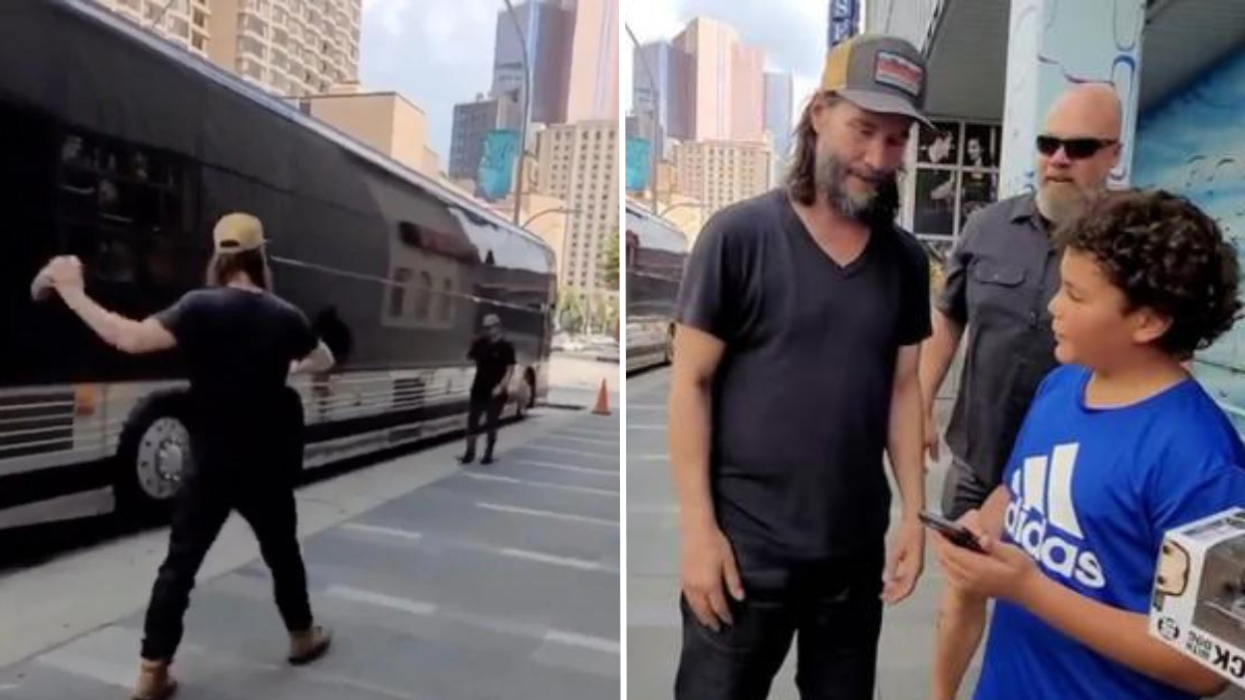 Young Boy Walks Up to Keanu Reeves and Makes One Simple Request His Response Makes Headlines