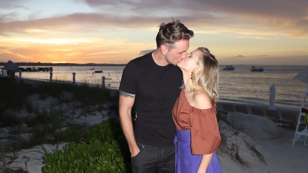 Kristen bell dax shepard 142 dollar wedding 1024x576