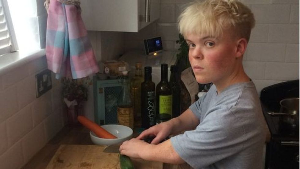 Louis-Makepeace-young-chef