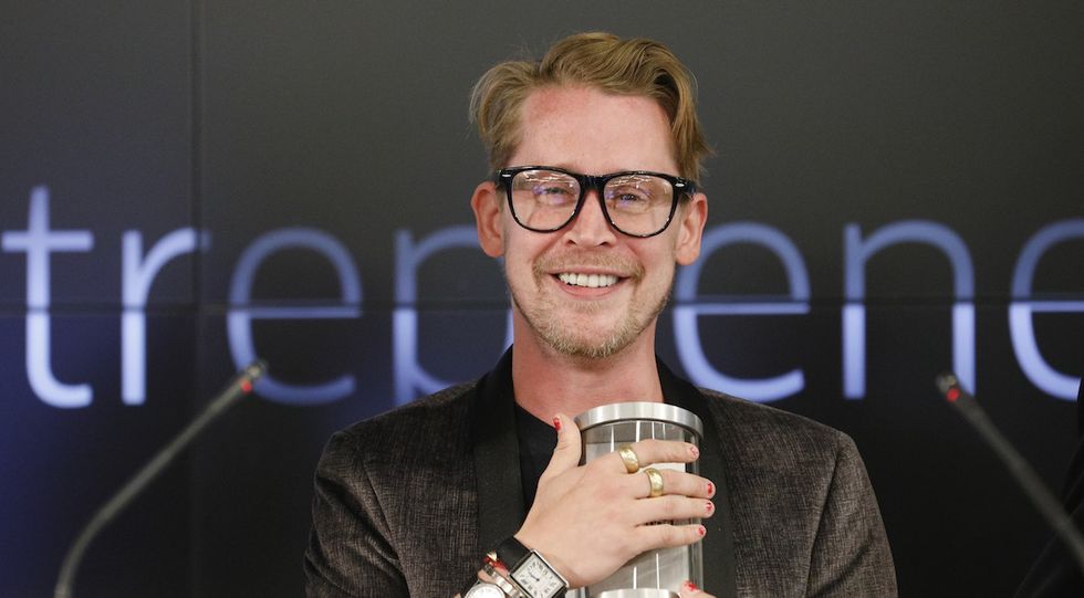 Macaulay Culkin Shows Us What It’s Like To Grow Up Without Losing Our Sense of Self