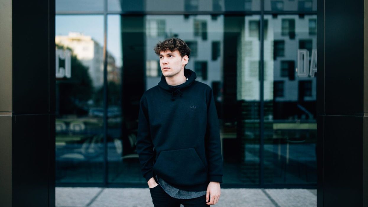 3 Signs Your Partner is Possibly Emotionally Unavailable