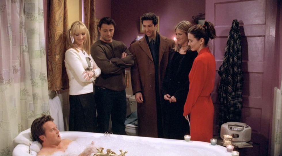 Matthew Perry, Matt LeBlanc, Courteney Cox, Jennifer Aniston, Lisa Kudrow and David Schwimmer on FRIENDS