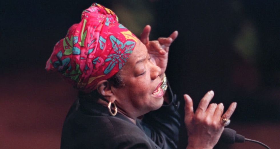 Maya Angelou sings a short song