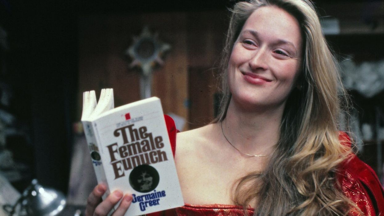 5 Life-Changing Books That Inspired Meryl Streep to Live Her Most Colorful Life