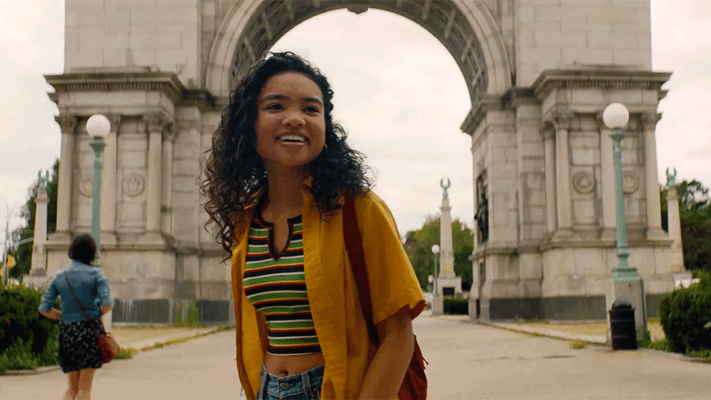 Mia Isaac as Rowan in Not Okay