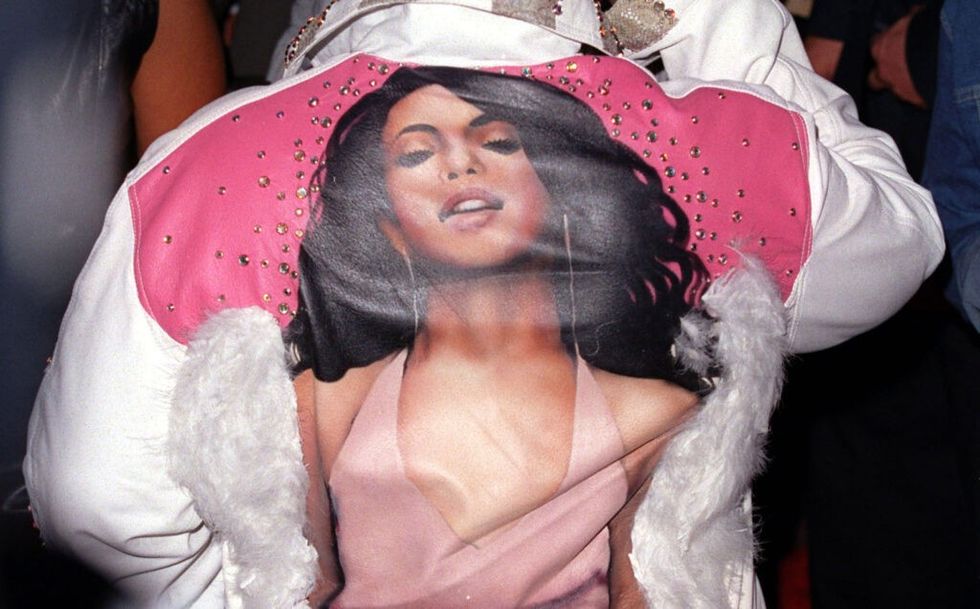 Missy elliott in aaliyah jacket 1024x636