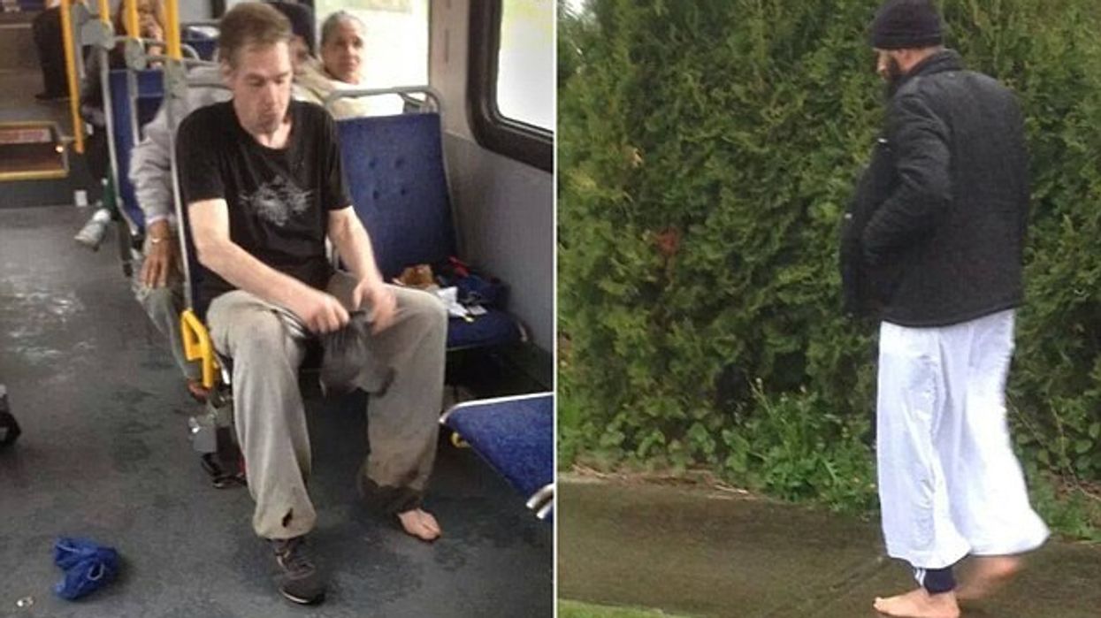 Bus Passenger Notices Man Wearing Plastic Hairnets On Feet, Gives Him His Shoes