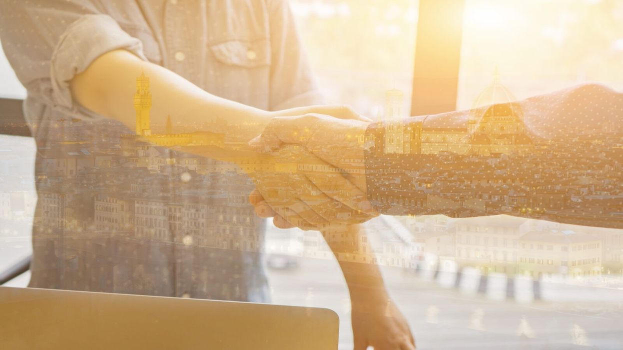 5 Easy Networking Tips from a Former Wallflower