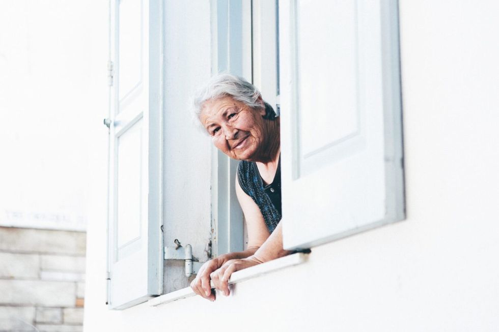 9 Secrets to Longevity from the World's “Blue Zones”