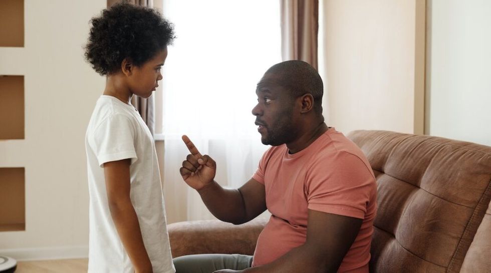 Parenting styles authoritarian 1024x569