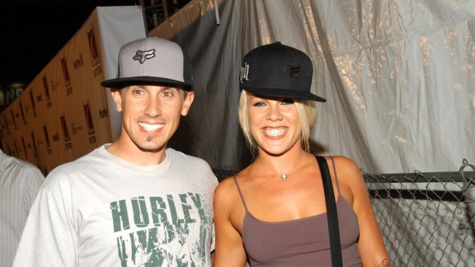 Pink and carey hart 1024x576