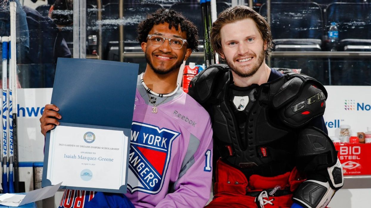 <strong>NHL Hockey Player Surprises Sandy Hook Survivor  Who Lost His Sister  With Law School Scholarship After Game</strong>
